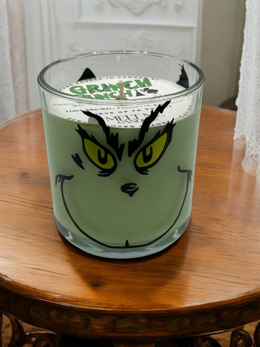 12.5oz Grinch - Special Edition Candle with Vinyl